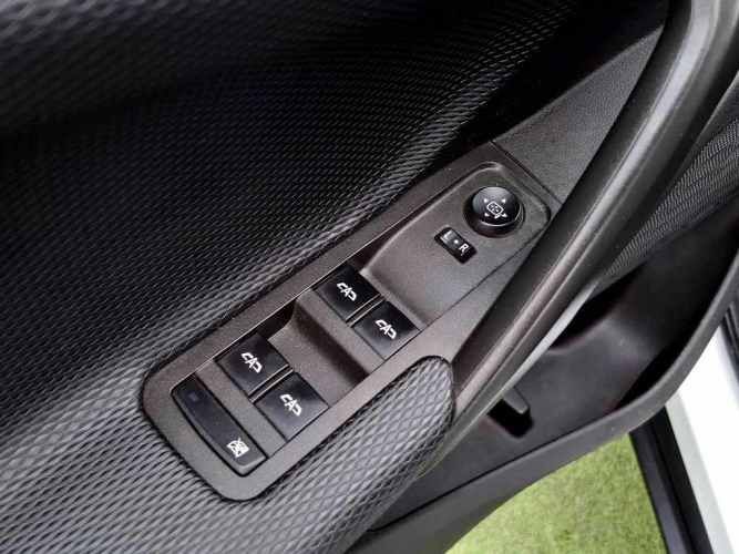 CHEVROLET TRACKER 2025