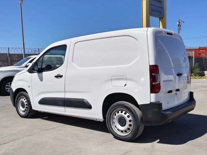 PEUGEOT PARTNER 2021