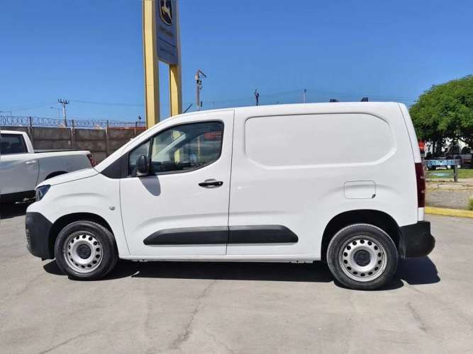 PEUGEOT PARTNER 2021