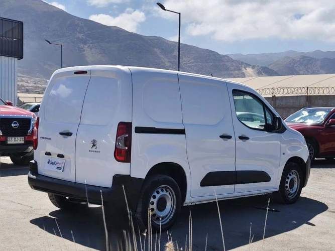 PEUGEOT PARTNER 2021