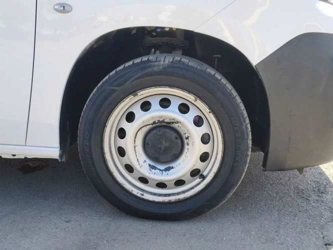 PEUGEOT PARTNER 2021