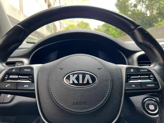 KIA MOTORS SORENTO EX 2.2 AUT