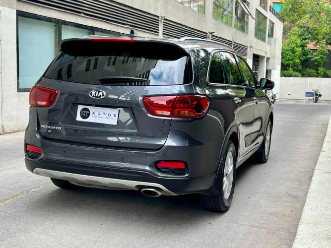 KIA MOTORS SORENTO EX 2.2 AUT