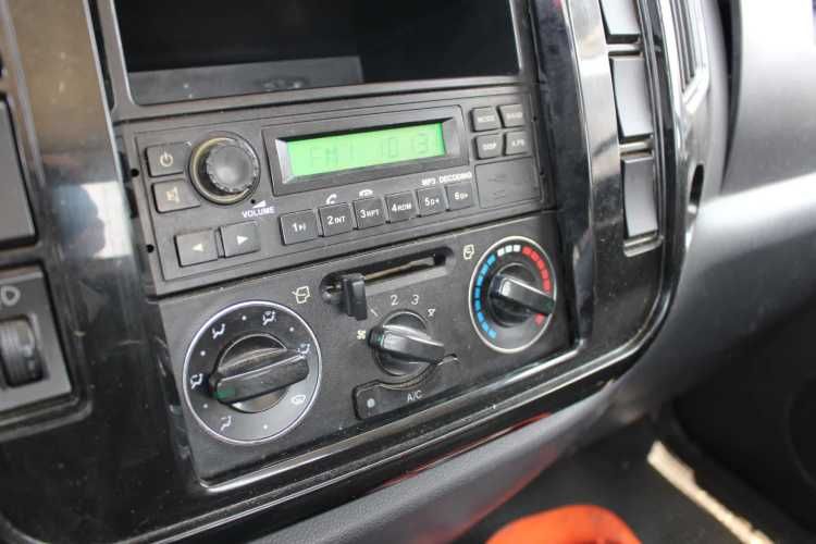 Camion Faw F-511 año 2023 PLANO BARANDAS FULL AC