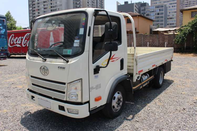 Camion Faw F-511 año 2023 PLANO BARANDAS FULL AC