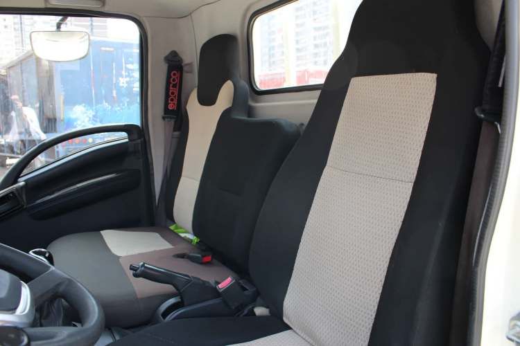 Camion Faw F-511 año 2023 PLANO BARANDAS FULL AC