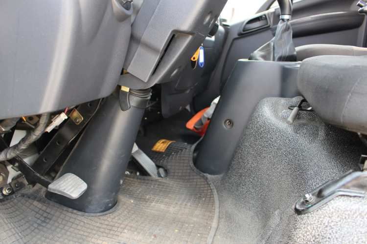 Camion Faw F-511 año 2023 PLANO BARANDAS FULL AC