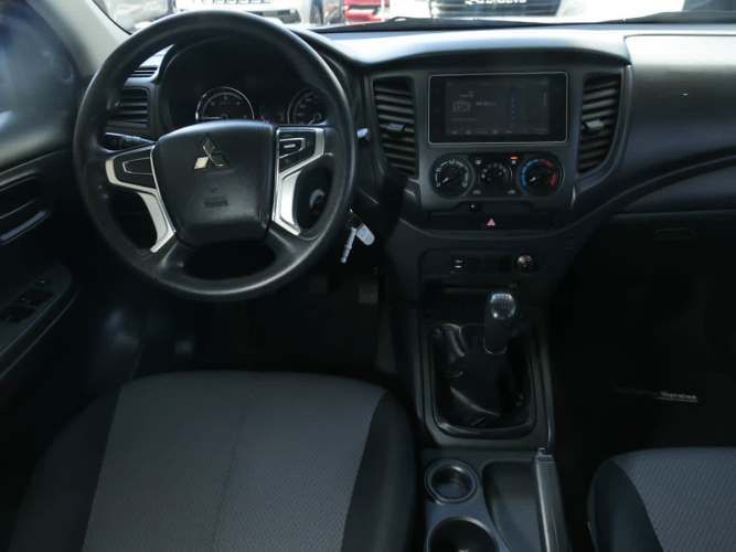 Mitsubishi L200 2023 L-200 Work Cr D/c 4x2 Td