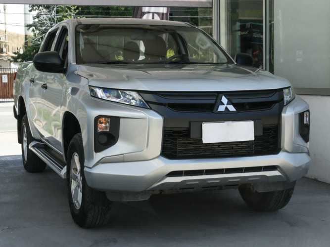 Mitsubishi L200 2023 L-200 Work Cr D/c 4x2 Td