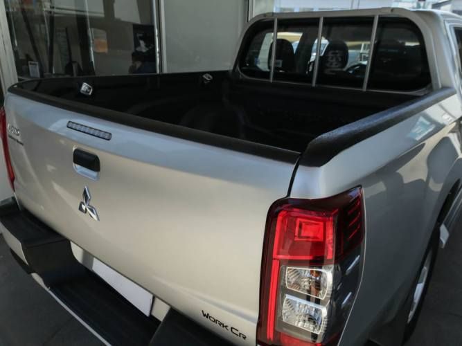 Mitsubishi L200 2023 L-200 Work Cr D/c 4x2 Td