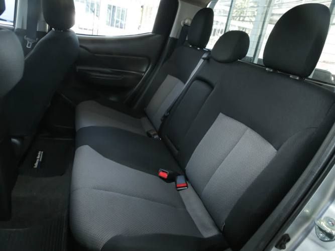 Mitsubishi L200 2023 L-200 Work Cr D/c 4x2 Td