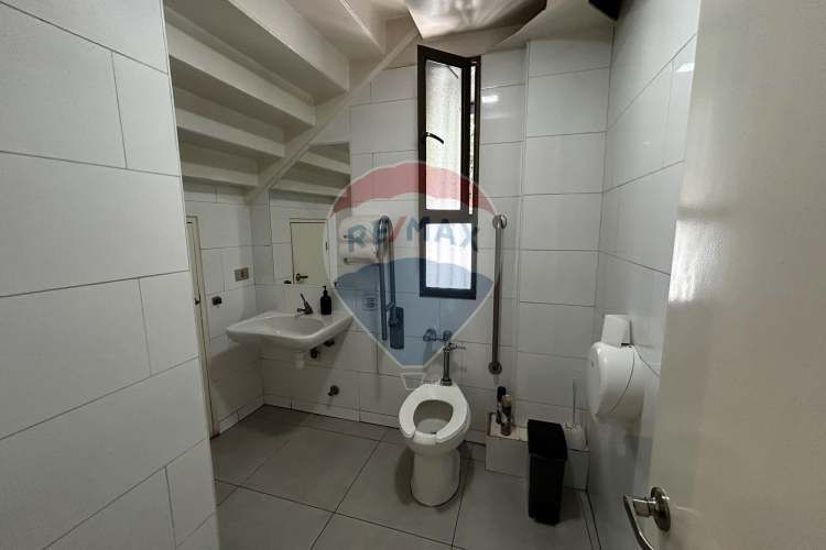 Co-office stgo edificio sustentable providencia