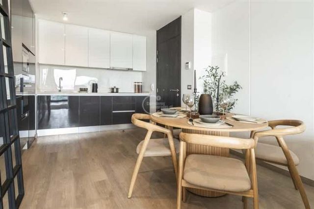 DEPARTAMENTO Av. Ossa, Tobalaba, Metro Principe de Gales