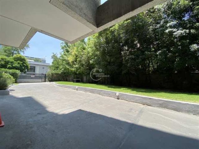 DEPARTAMENTO Antonio Varas / Valenzuela Castillo