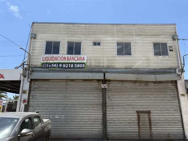 LOCAL COMERCIAL Conde de Manzo 926