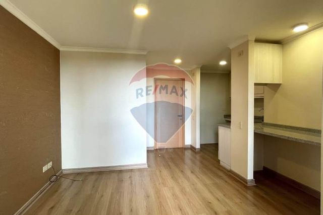 Moderno  - a pasos de stripcenter las quemas