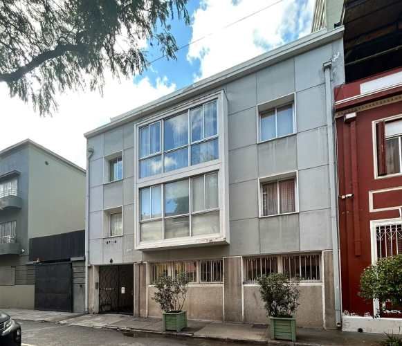 DEPARTAMENTO Metro Moneda