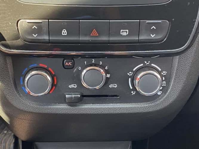 Renault Kwid 1.0 Hb Outsider Mt 2021