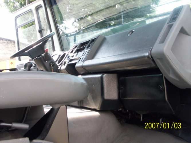 camion forg cargo 1317 año 2006