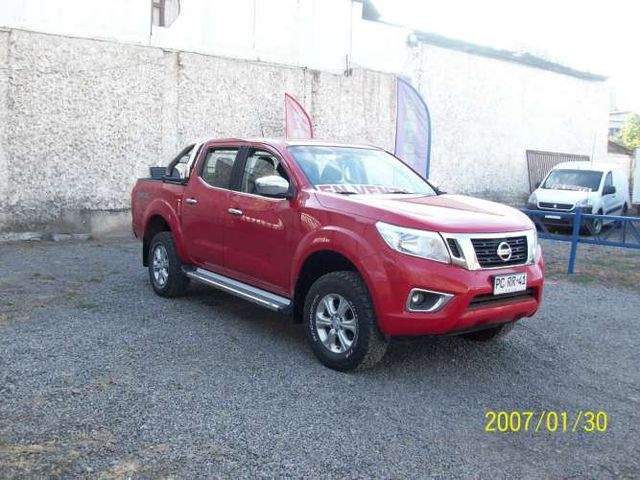 camioneta nissan np300 xe  4x4 2.3 2020