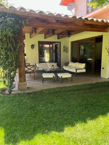 MARAVILLOSA CASA EN CONDOMINIO LAS PIRCAS DE CHICUREO