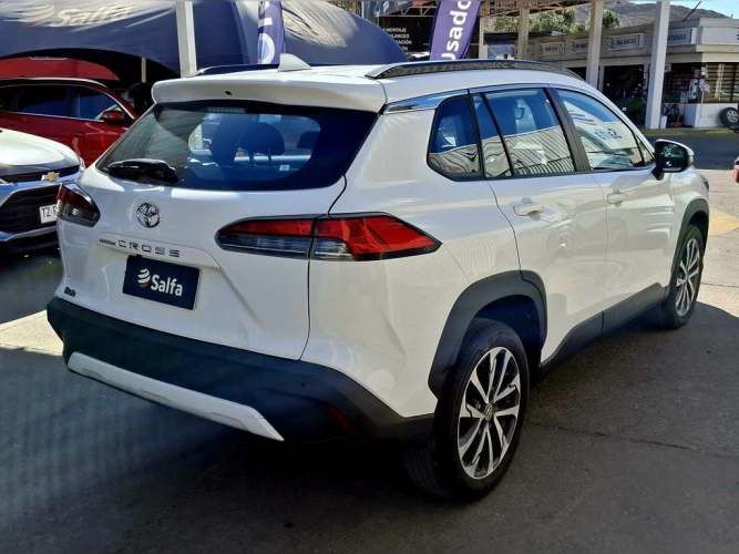 TOYOTA COROLLA CROSS 2024