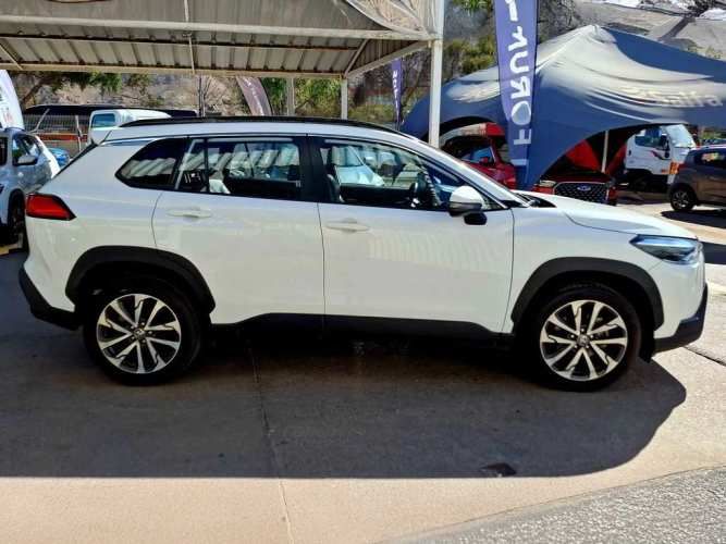 TOYOTA COROLLA CROSS 2024