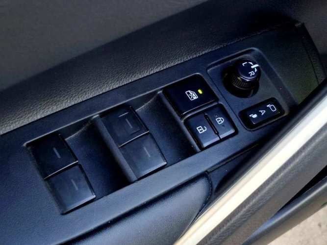 TOYOTA COROLLA CROSS 2024