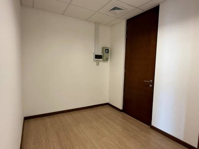 ARRIENDA OFICINA EN MODERNO EDIFICIO CENTRO TEMUCO