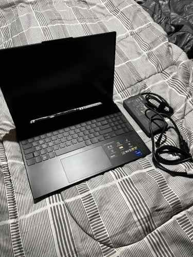 Laptop gamer Asus Tuf F15 i7 RTX 4060 nuevo