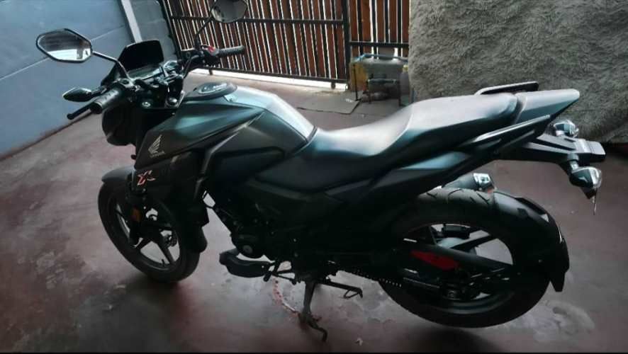 Moto Honda CB 160F X BLADE