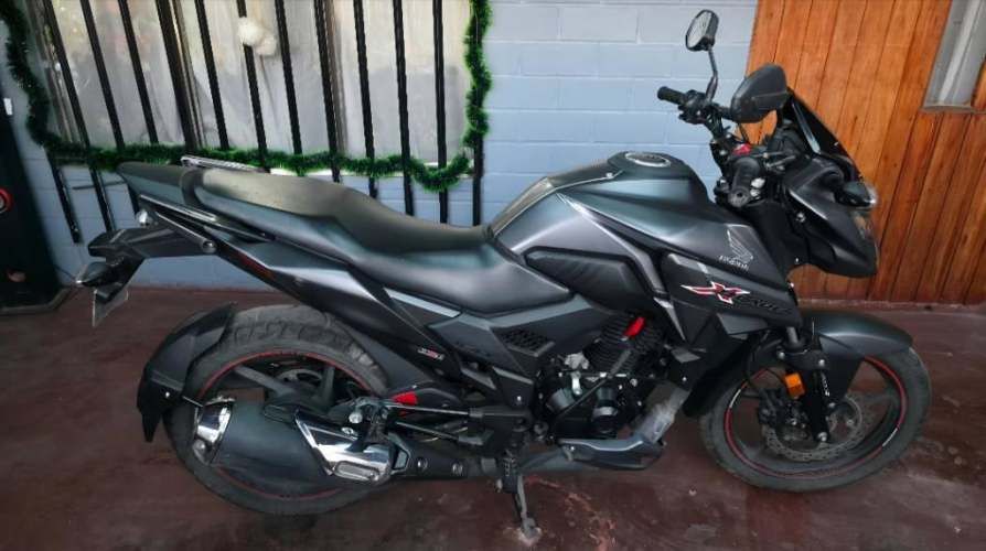 Moto Honda CB 160F X BLADE