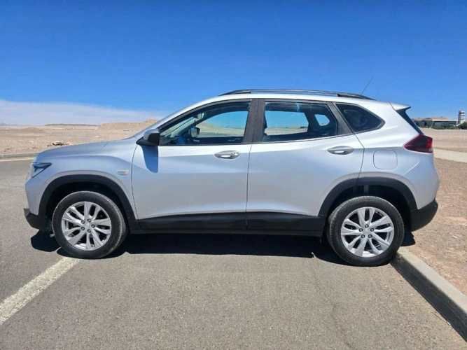 CHEVROLET TRACKER 2024