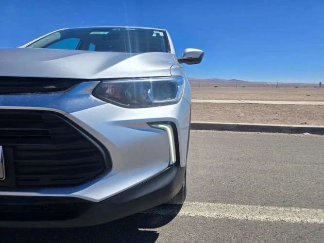 CHEVROLET TRACKER 2024