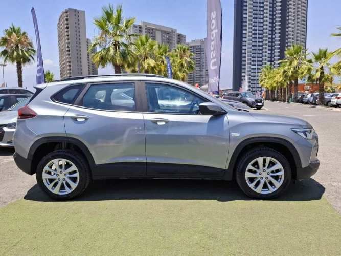 CHEVROLET TRACKER 2025