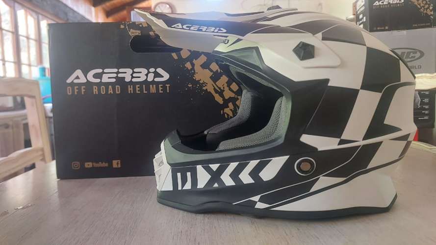 CASCOS MOTO
