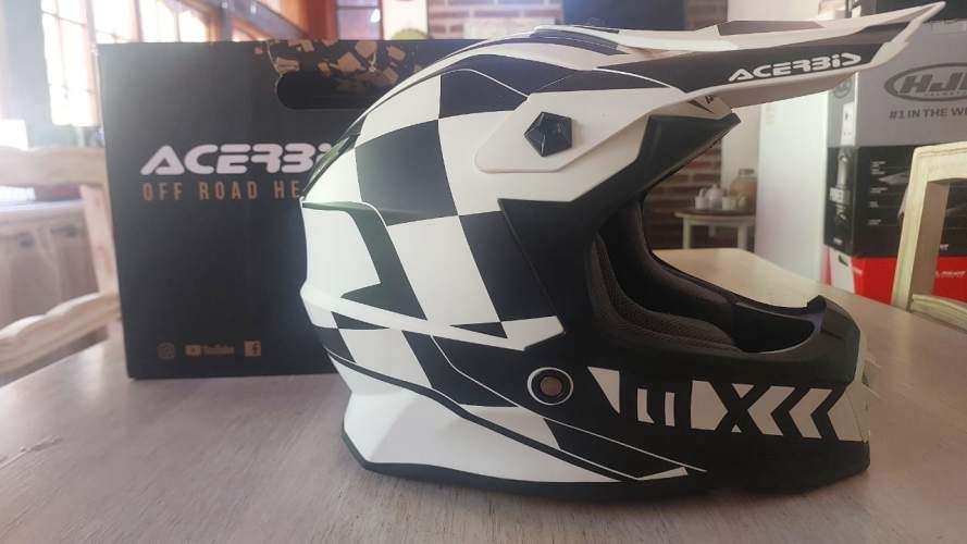 CASCOS MOTO