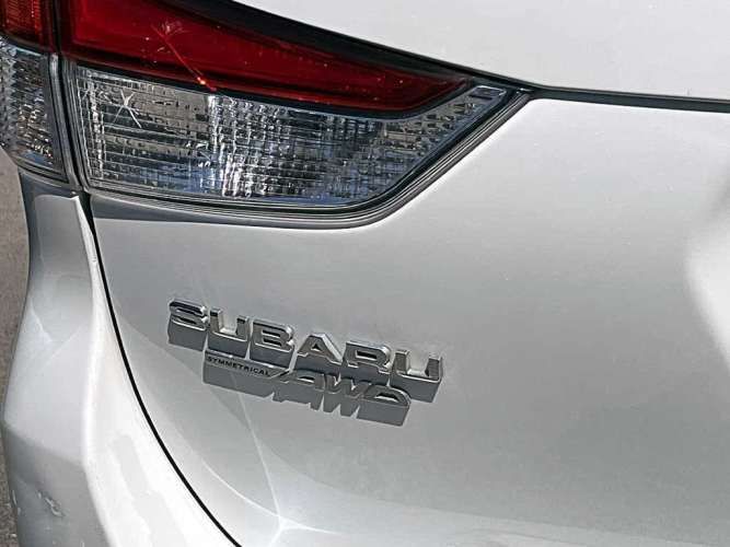 SUBARU FORESTER 2024