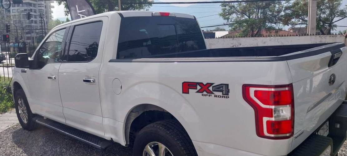 FORD F150 XLT 4X4 5.0