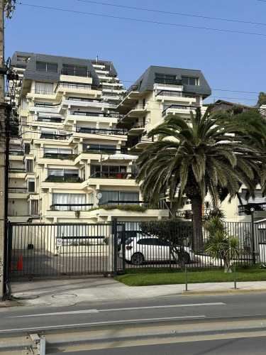 Excelente departamento amoblado en venta frente Playa Amarilla Con Con ideal para Airbnb