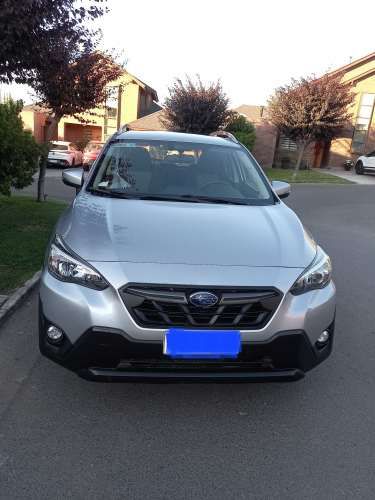 Vendo Subaru Station Wagon XV  CVT 2.0 AUT. POCO USO. 32600 km