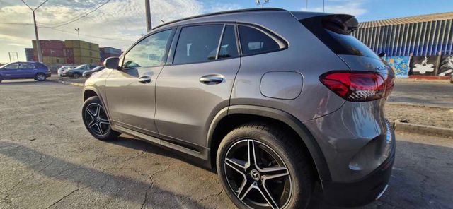 MERCEDES BENZ GLA 250 AÑO 2023
