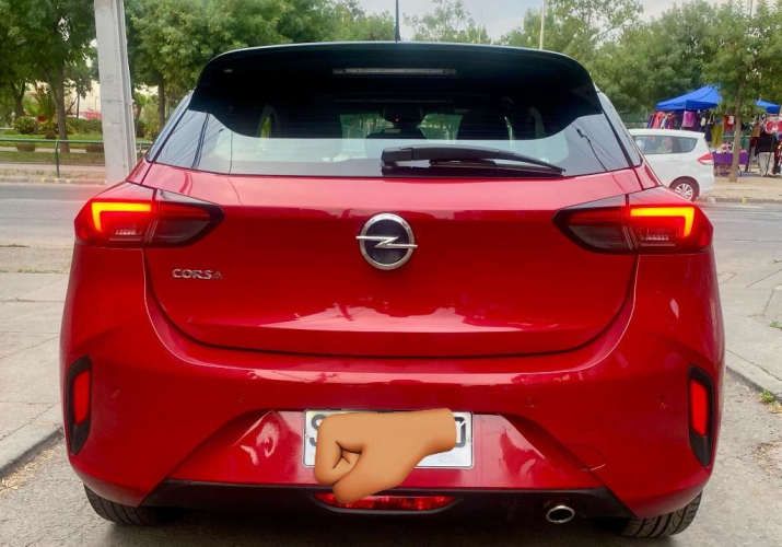 VENDO OPEL CORSA GS 2022 EXCELENTE PRECIO