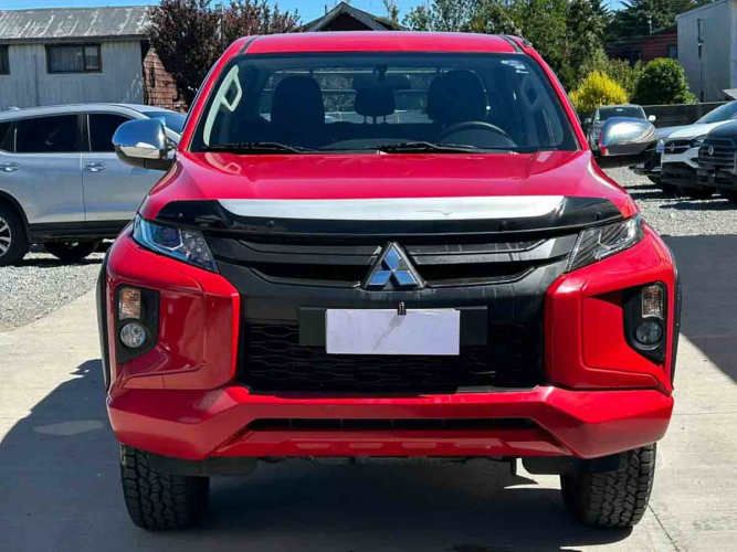 Mitsubishi L200 2022 New L-200 Work 2.4 Cr Wf Mec 4x2 Td E5 C/crucero