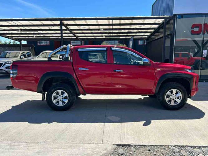 Mitsubishi L200 2022 New L-200 Work 2.4 Cr Wf Mec 4x2 Td E5 C/crucero