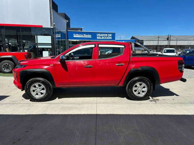 Mitsubishi L200 2022 New L-200 Work 2.4 Cr Wf Mec 4x2 Td E5 C/crucero