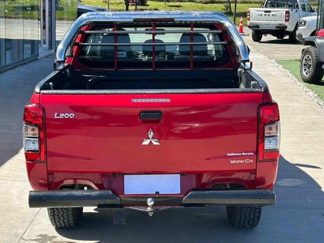 Mitsubishi L200 2022 New L-200 Work 2.4 Cr Wf Mec 4x2 Td E5 C/crucero