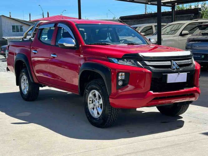 Mitsubishi L200 2022 New L-200 Work 2.4 Cr Wf Mec 4x2 Td E5 C/crucero