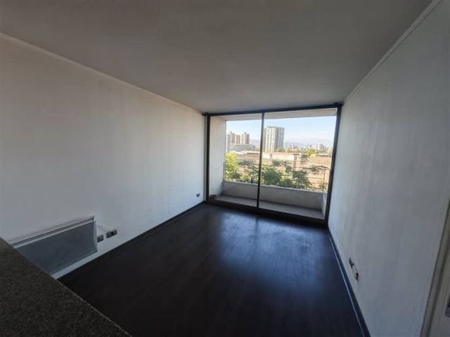 DEPARTAMENTO Metro Ñuble (Diagonal Vicuña Mackenna 2004)