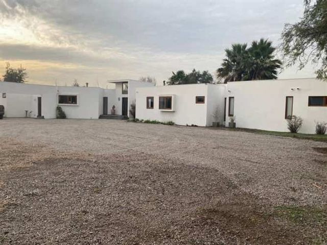 PARCELA Condominio por Av. Los Ingleses Chicureo